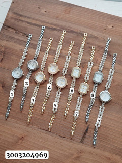 ساعت زنانه مارک الینا بند مرواریدی قفل دستبندی موتور با کیفیت قاب و بند فلزی